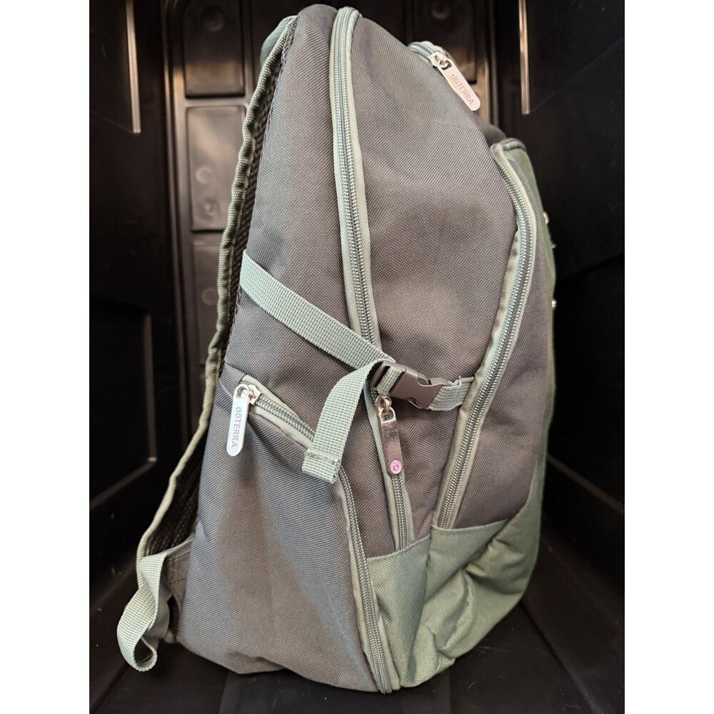 doTERRA Gray Green Purple Zip Backpack w/ Embroidered Logo, Unisex Adults - Picture 3 of 9